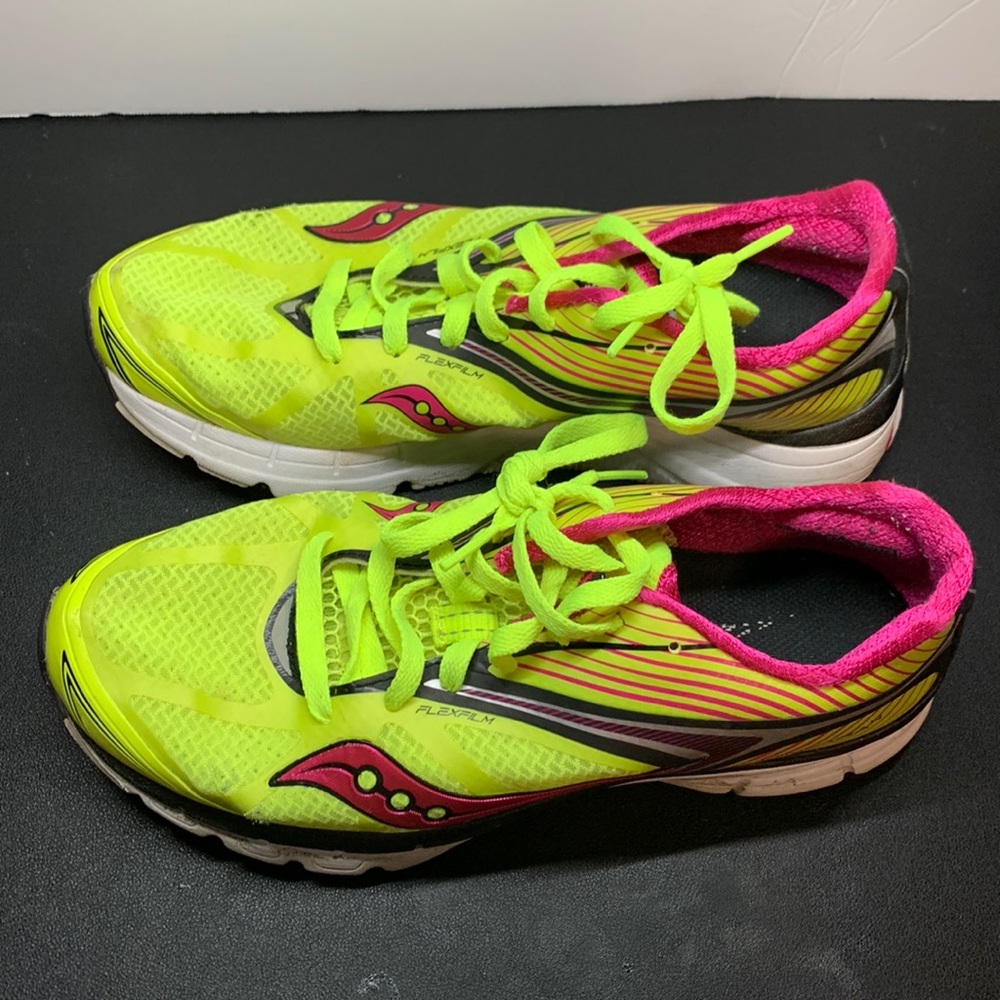 Saucony Womens Kinvara 4 size 8.5